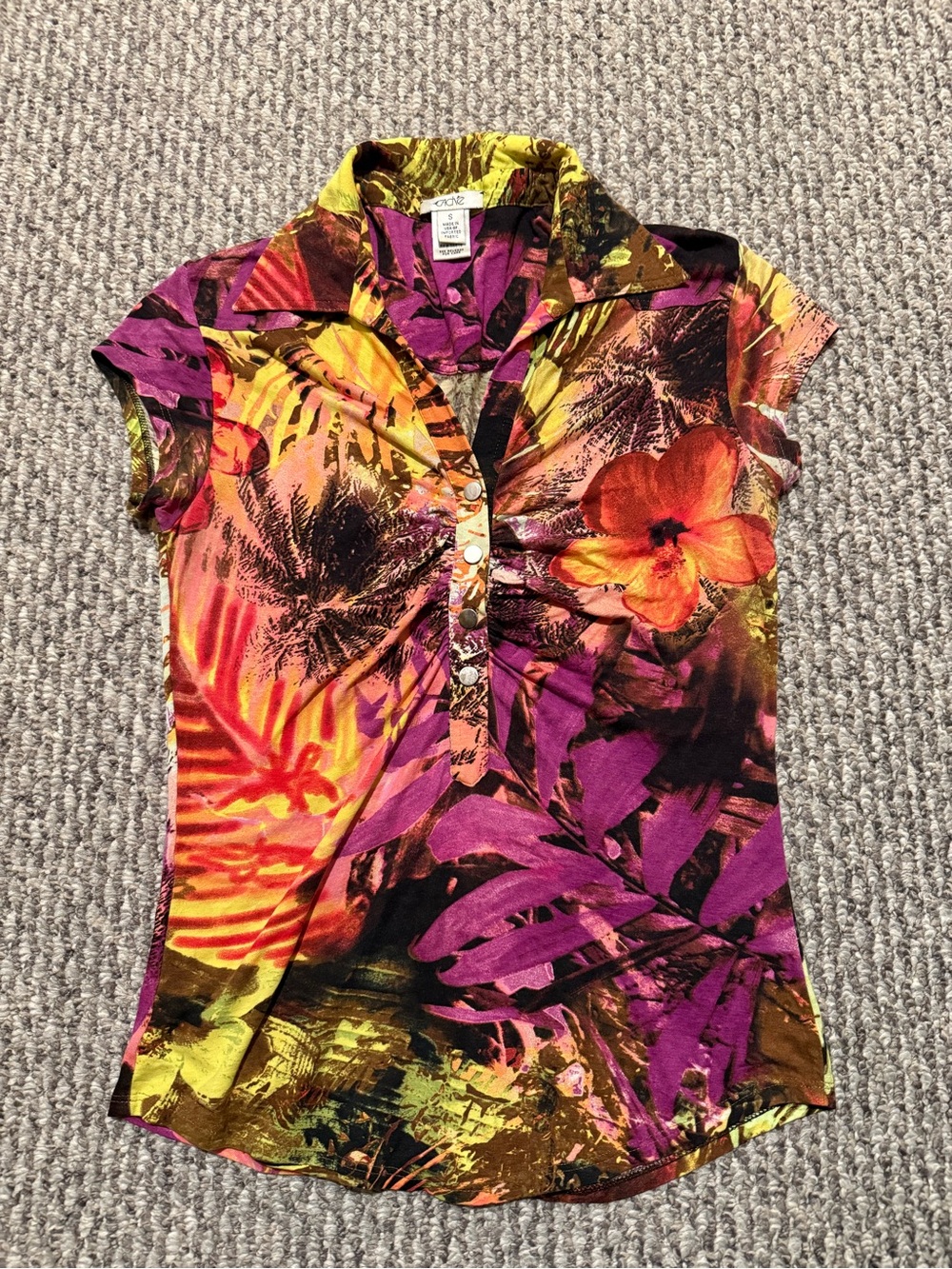 vintage Cache tropical floral ruched snap front top